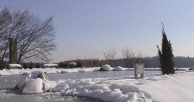 badeteiche-im-winter