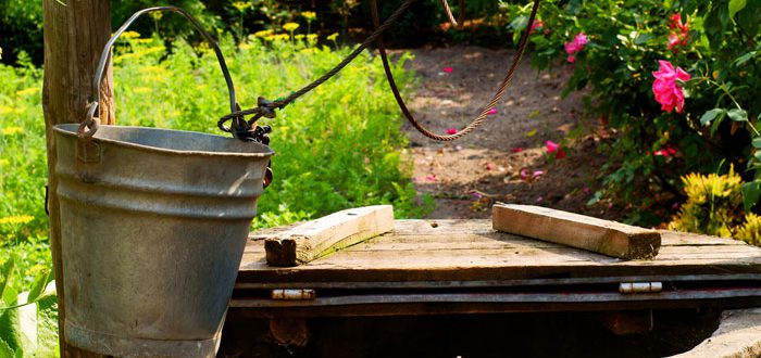 wasser-im-garten Wem gehört das Wasser im Garten?
